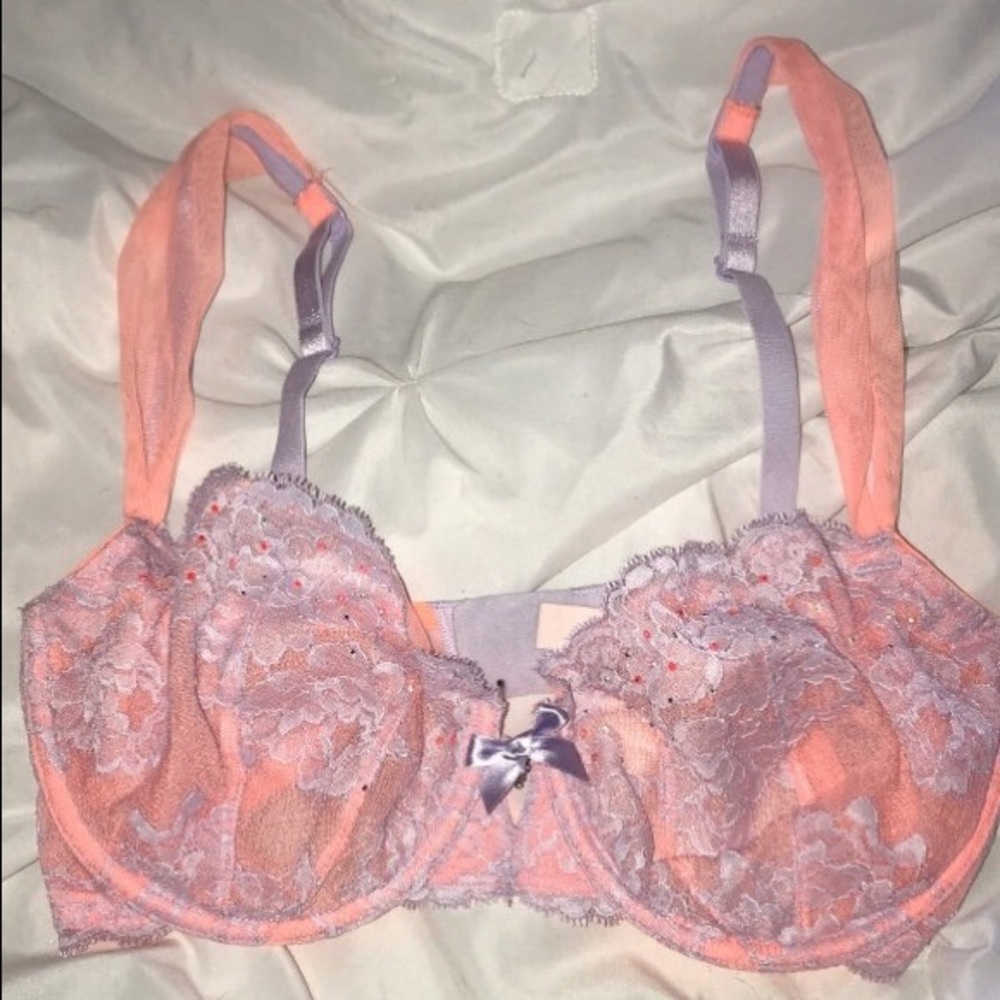 VS Very Sexy bra